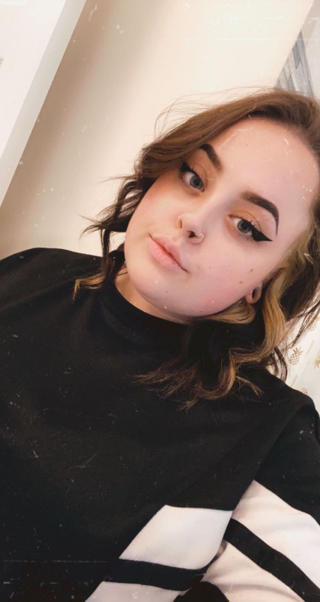 Peach Queen_ nice model images