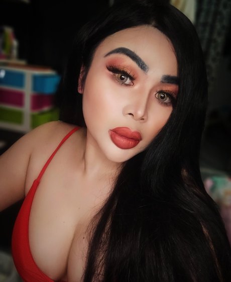 Thai Booty Queen_ nudes actress img