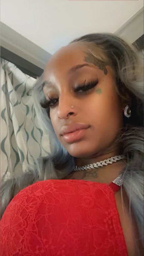 The GENERAL_ naked model img