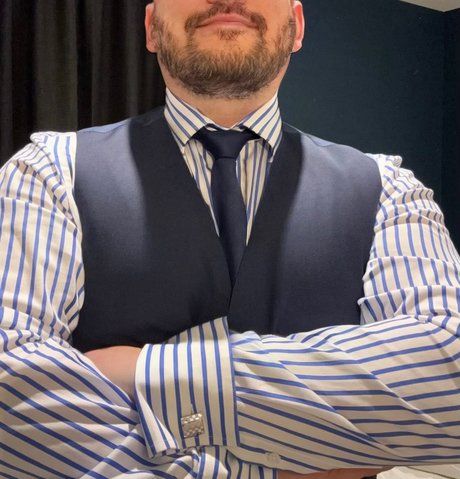 Officer Hardy CEO free model photo