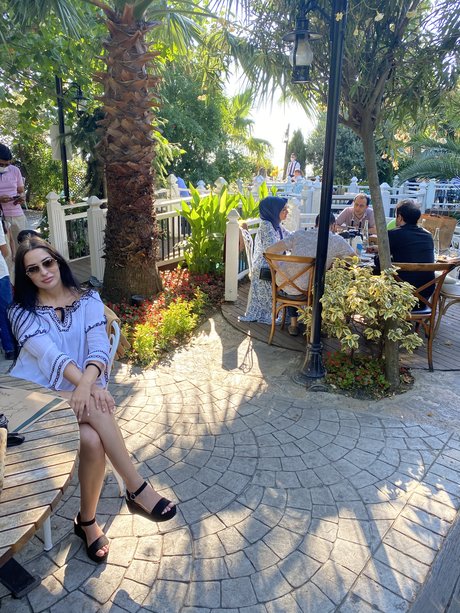 Geani free model image