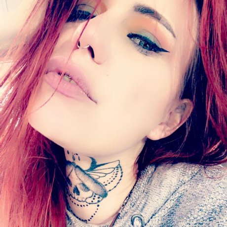 PeachesandPuddles nudes star img