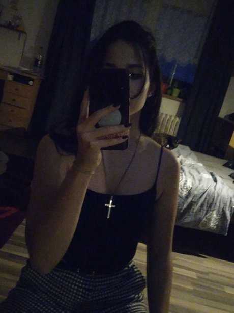 Tei Kiru model sex pic