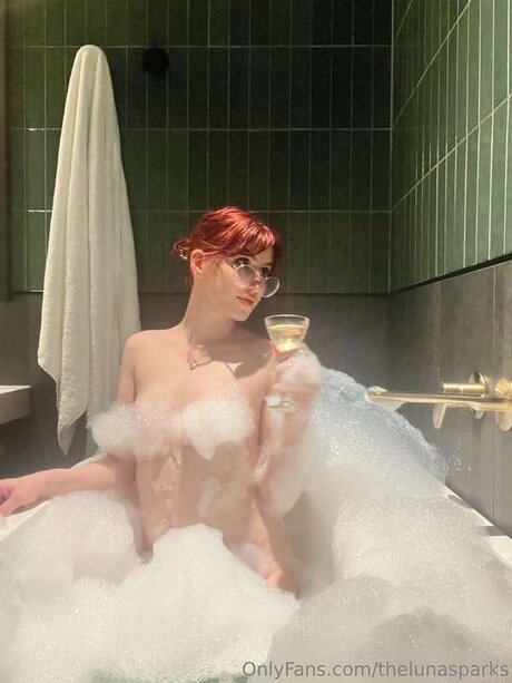 Luna Sparks New Subs FREE rating porn actress photo