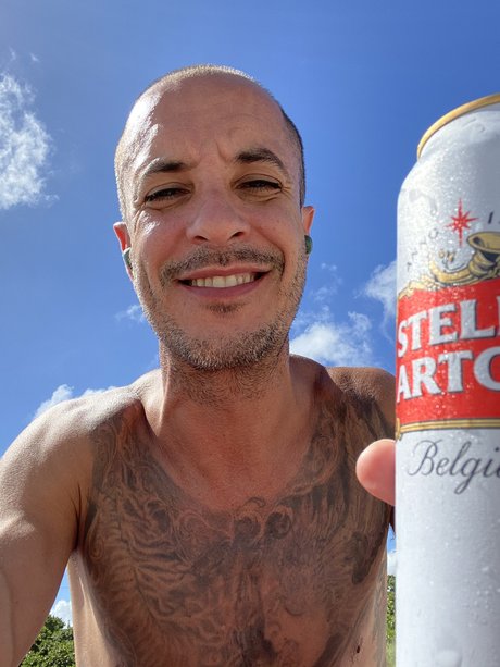 Anthony 305 naked pornstar image