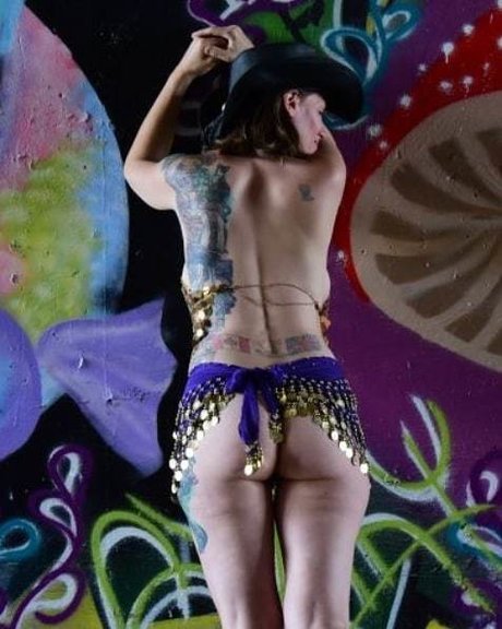 SexyMousey free model pic