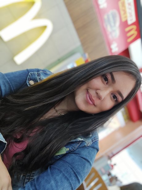 Fer Luxury model pretty galleries