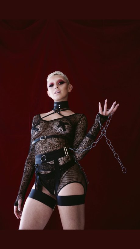 Prince Aerys the Non Binary Dom pornstar nude images