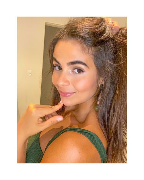 Alana Gama xxx actress pics