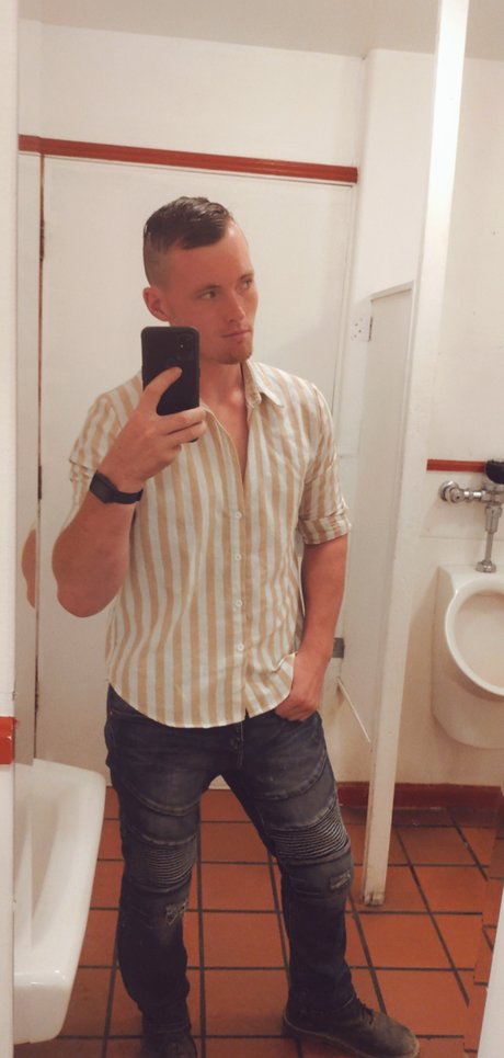 TaylorPryBDE porn star pics