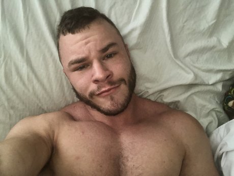 Davey Lennoxx star nice pictures