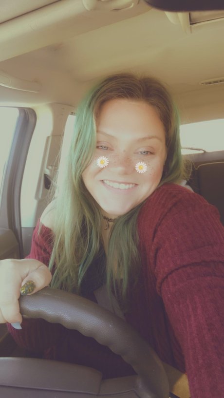 CummyBunny adult actress image