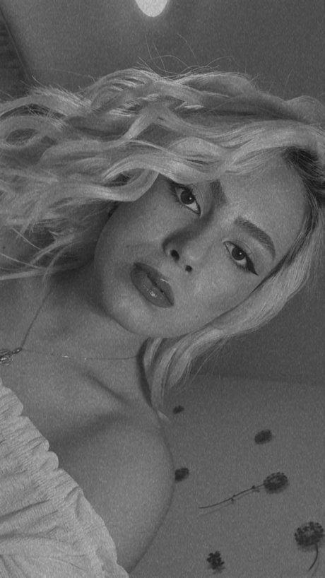 Grumi model pretty galleries