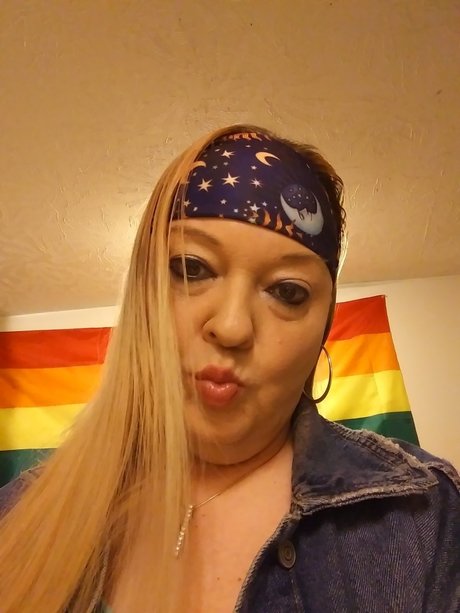 Kizzy s World Trans Girl Next Door_ sexy actress images