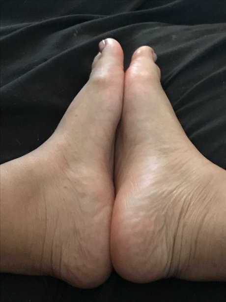 Apple Butta high quality model pic