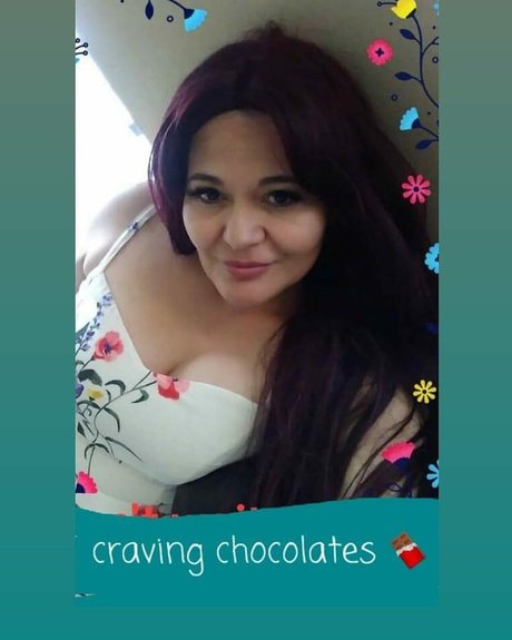 OHMONA beautiful pornstar pic