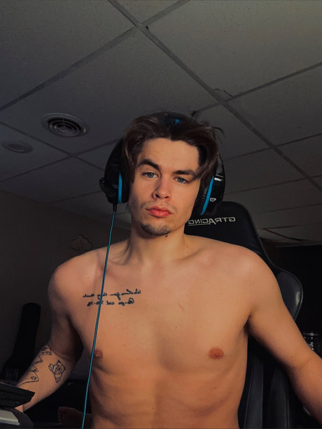 Dirty Tristan nice model gallery