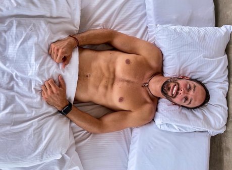 David Yones model exclusive pictures