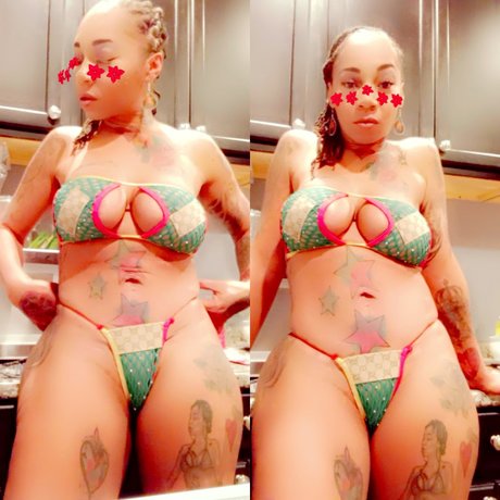 Fendi Baddie model sexy image