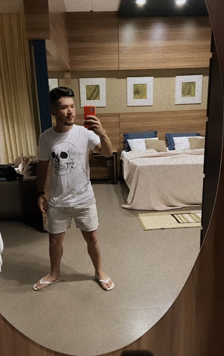 Gui star erotic photo