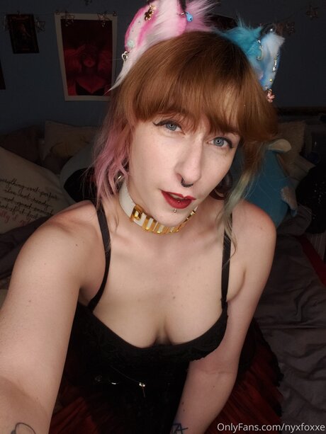 Nyx Foxxe model adult picture