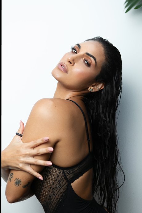 Daya Luz pornstar adult photo