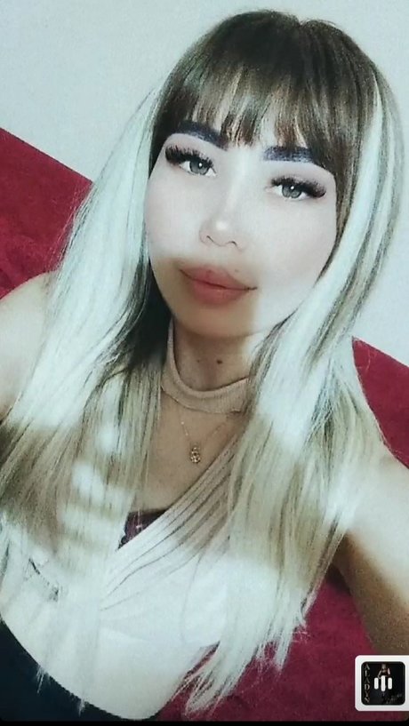 Nil erotic pornstar photo