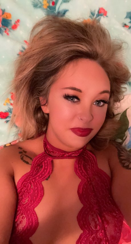 Summer Hearts sex pornstar picture