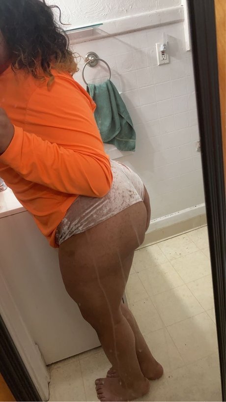 Throat God_ model sex images