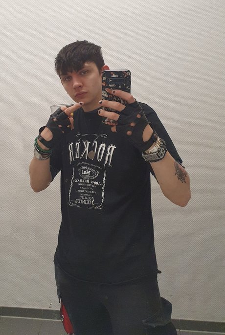 HeyImIggvar sexy model images