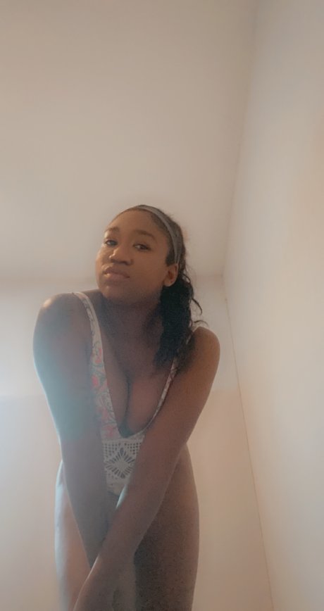 Brielle Khali sex pornstar image