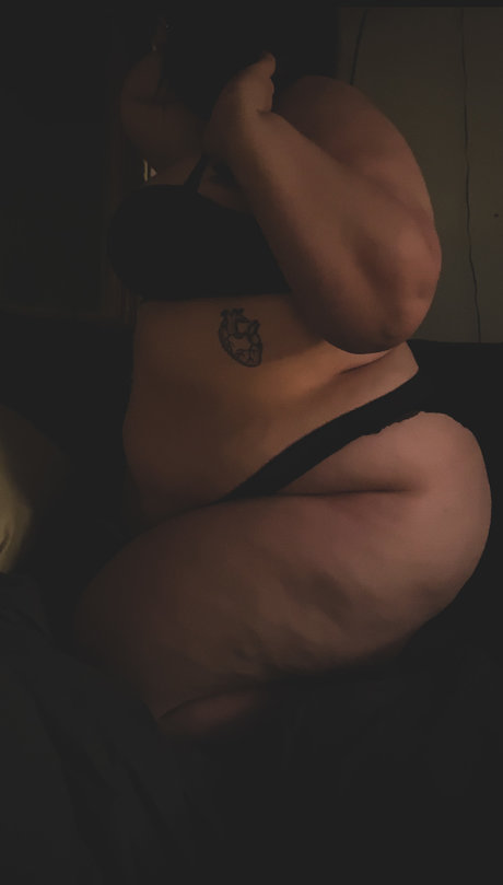 Sara McKenzie VIP_ nude model pic