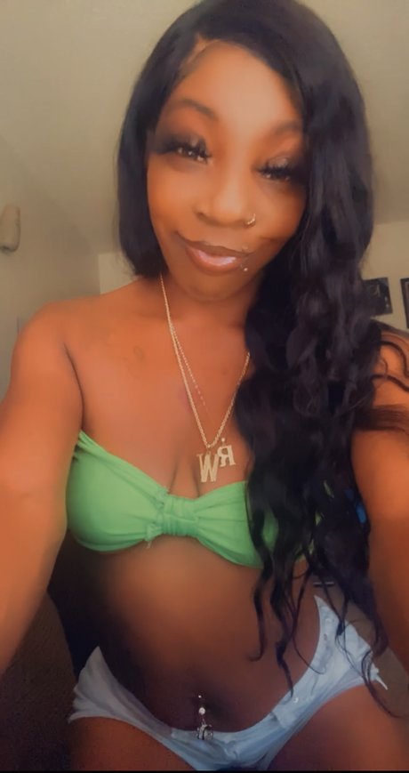 u5676912 pornstar image