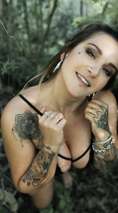 Queensiriana pornstar high quality gallery