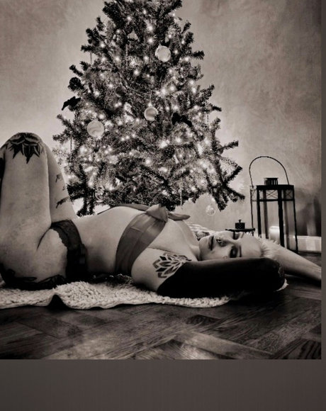 Devil s Savage star pictures