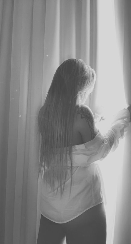 Kamyla Gabriela free model pics