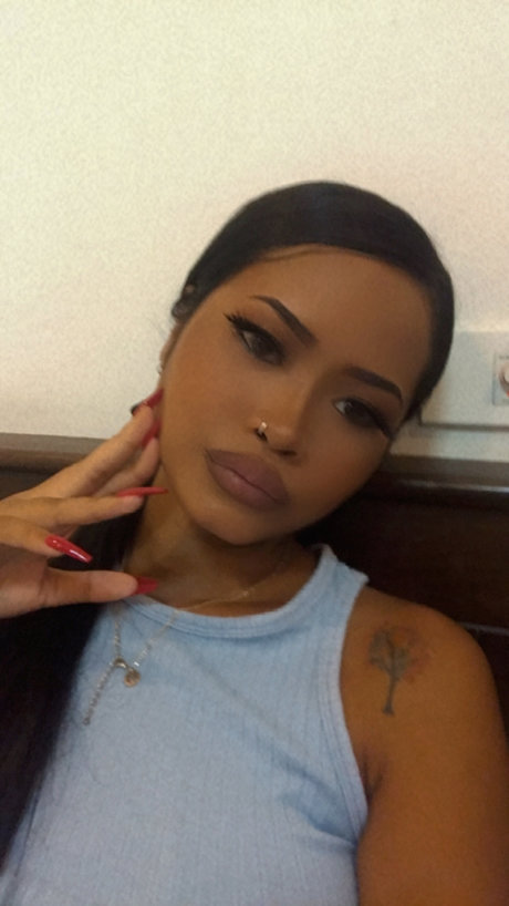 Suthaphorn exclusive pornstar photo