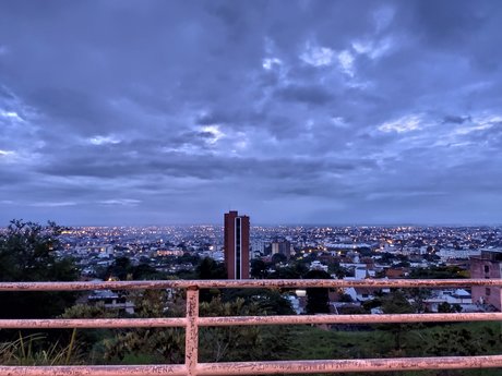 Joel Andres Quintero pretty actress pic