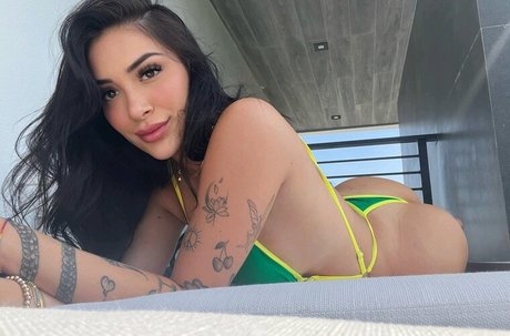 nicolegarza pornstar erotic img
