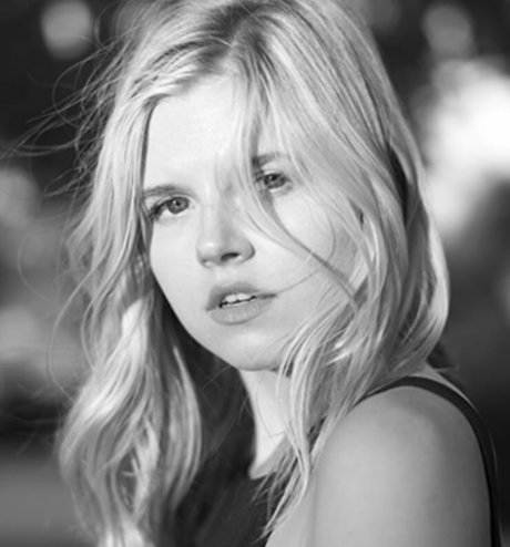 Ana Mulvoy Ten naked star images