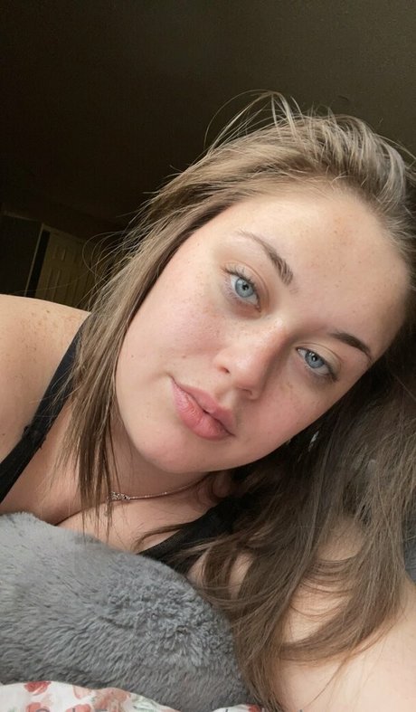 celestearrana adult star photo