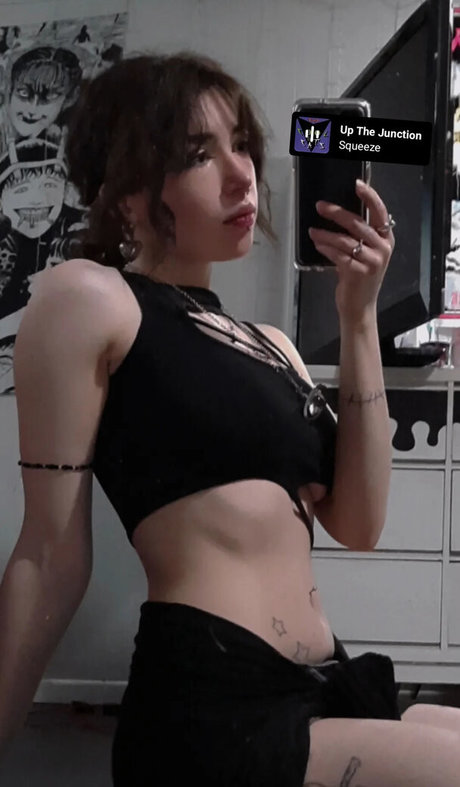 Floda ASMR naked star gallery