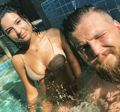 Bianca Kukobako erotic actress pic