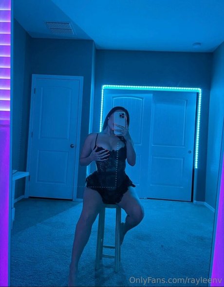 Rayleen Vega model sexy photos