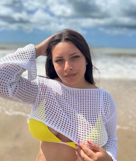 Sharon Livinsky pornographic model picture