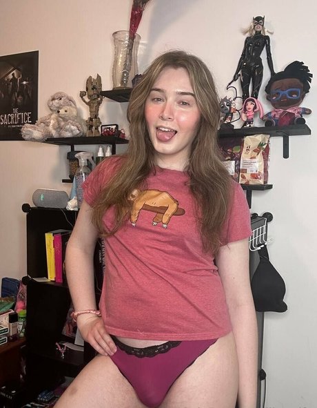 lilxwolfy nudes actress img