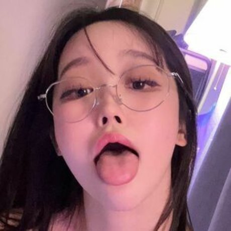 Qt seoe adult model img