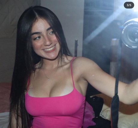 Gih Oliveira nude pornstar image