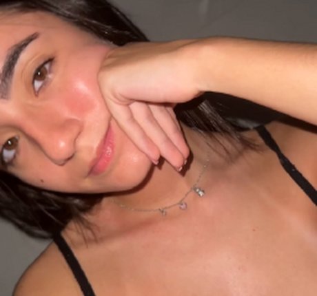 female popular onlyfans adult gallery