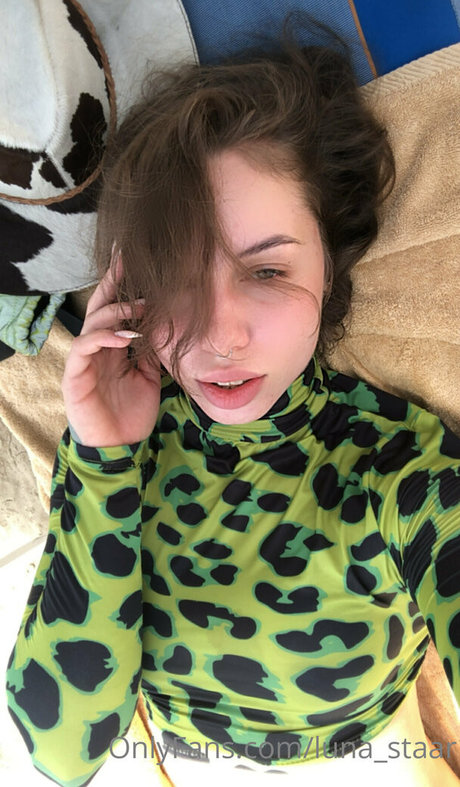 lllisha top actress image